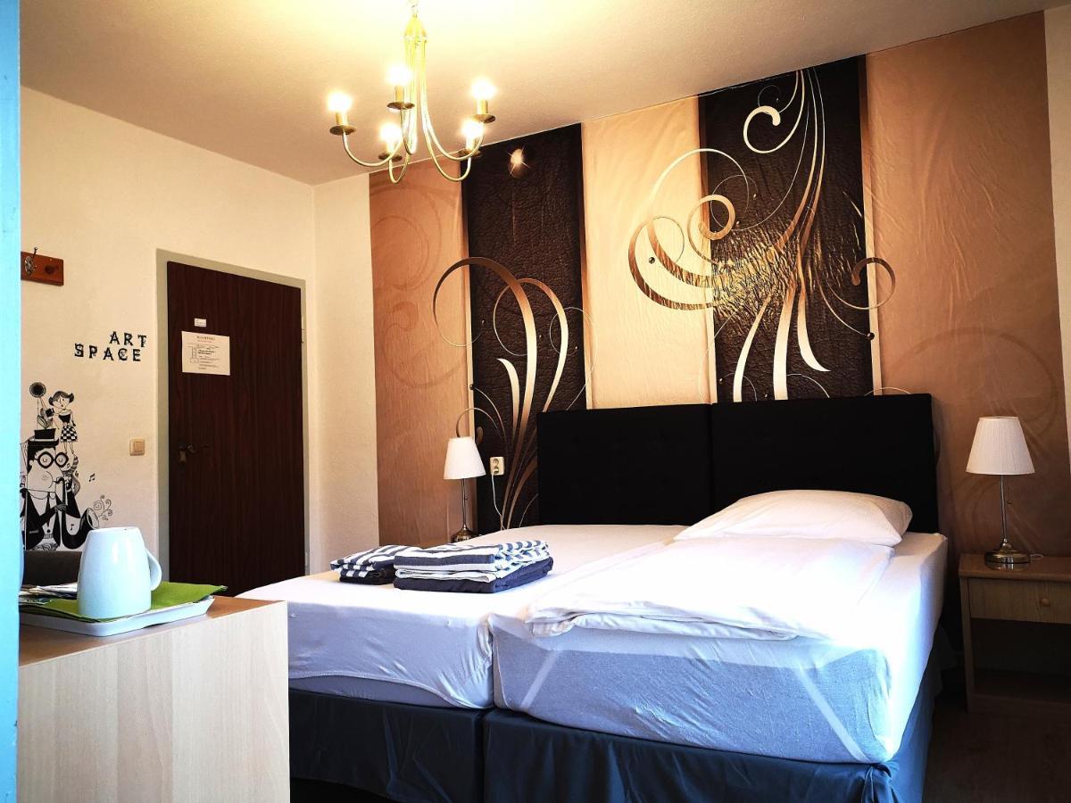 Hotel Hohenstein -Radweg-Messe-Baldeneysee 埃森 外观 照片