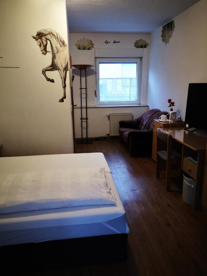 Hotel Hohenstein -Radweg-Messe-Baldeneysee 埃森 外观 照片